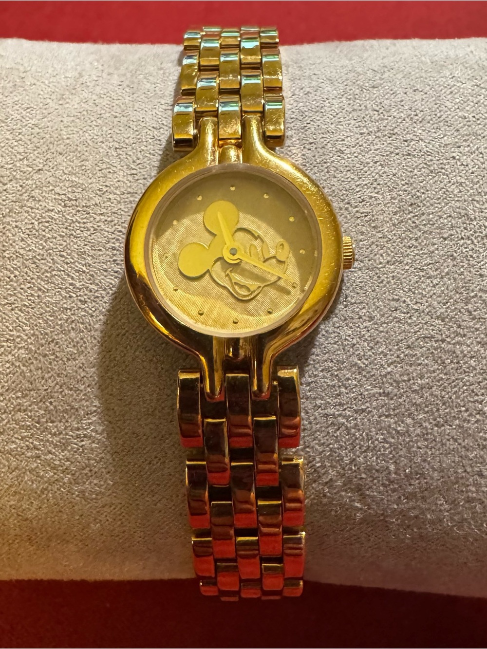 Vintage Disney Gold Tone Mickey Mouse Ladies Bracelet Watch